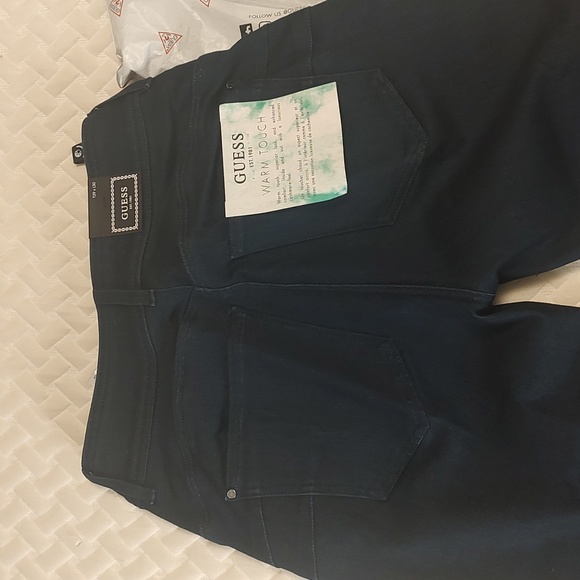 GUESS Jeans - Picture 2 of 4